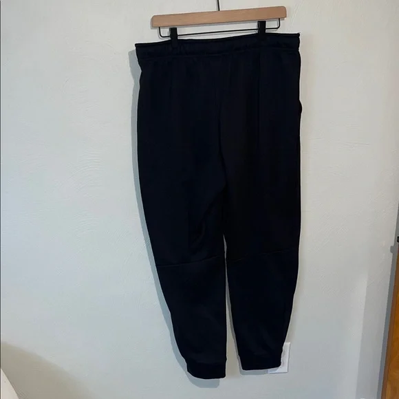 Nike Men's Black Joggers - Picture 3 of 3